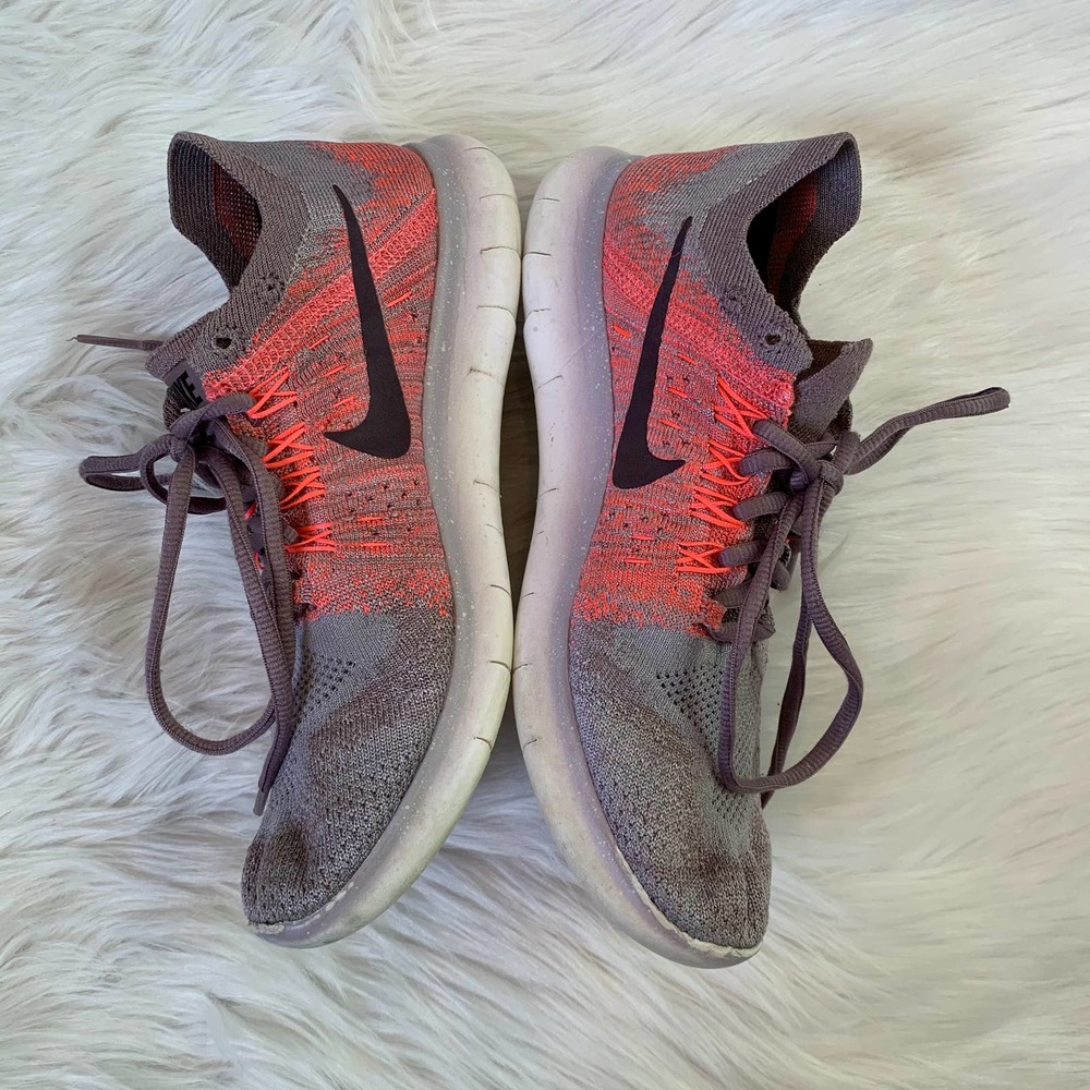 Nike Women’s Free RN Flyknit Sneakers 2017 880844 - Picture 7 of 11